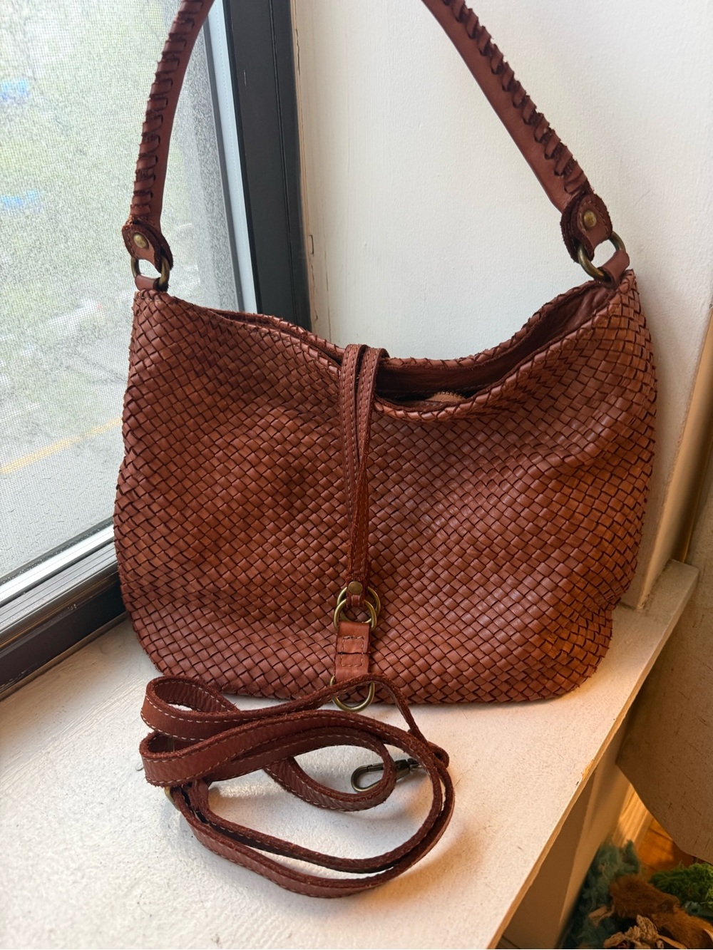 Tan woven hobo bag (Made in Italy)